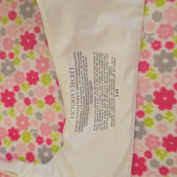 Bundle - Victoria’s Secret Perfect Bras - Picture 6 of 7